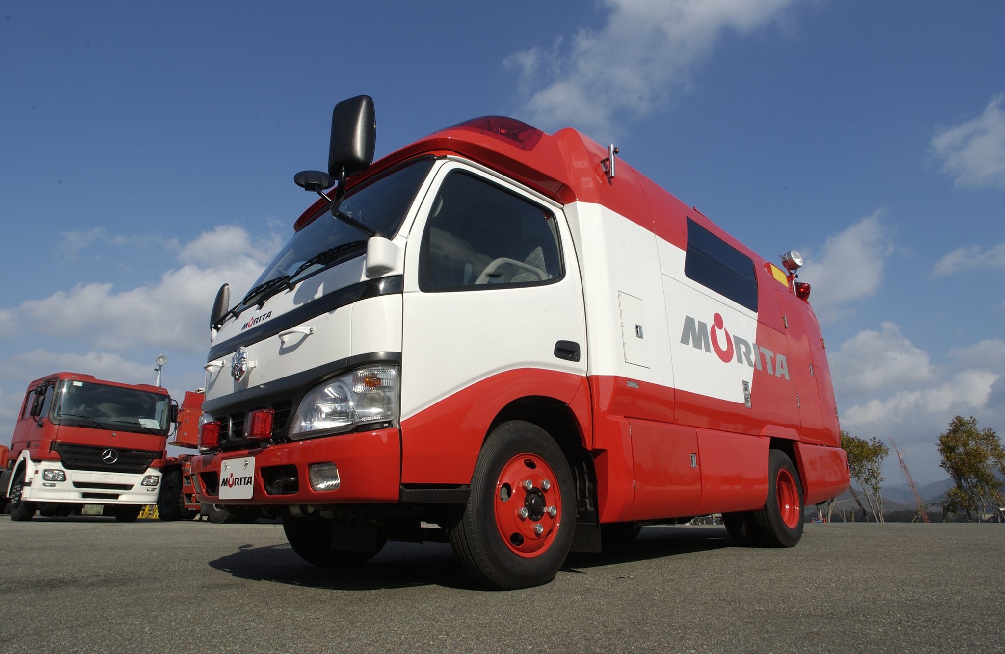 田中大田中　m997 野戦救急車　GMC CCKWセット 田中大田中 m997 野戦救急車 GMC CCKWセット 合体メカ好き集合