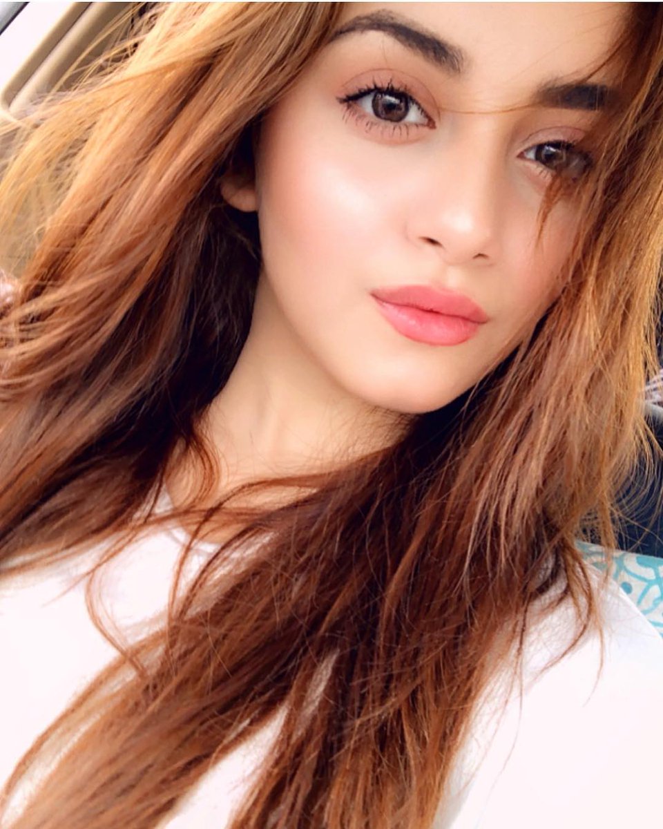 OfficialAlizeh's tweet image. It&apos;s all in the eyes.. 👀🙈
Follow for more @OfficialAlizeh