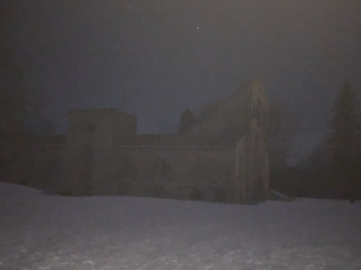 MichelleSSacco's tweet photo. Decided to get another #Explore150 site in this evening. Can’t believe how dark and creepy this place was, especially since there were no lights! #Manitoba150 #ExploreManitoba #Monastery https://t.co/hl7r9sSp64