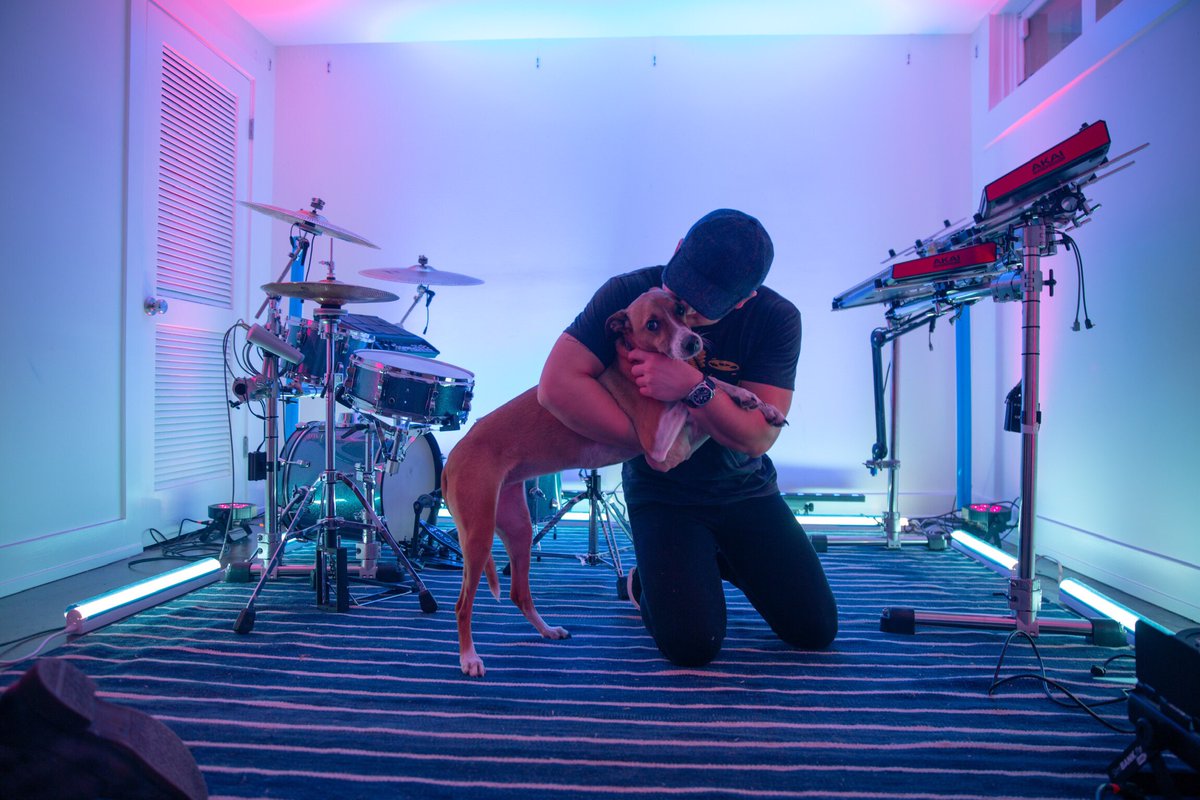 Hunter Hayes tweet media