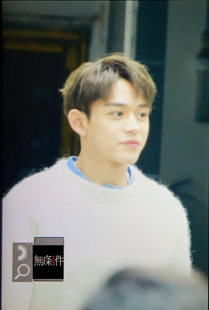 Unconditional03's tweet photo. #루카스 #LUCAS #黄旭熙
 #WayV #威神V #WeiShenV 
191126 https://t.co/vRDWiJVgVU