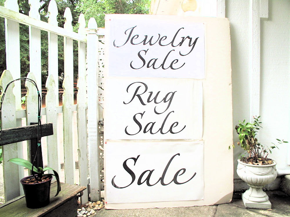 oldsilkroute's tweet image. Useful shop supplies from my #etsy shop: 3 Vintage Store SALE Signs, Vintage Plastic Displays for Store Windows-each 36"x 22"inches-Free Shipping etsy.me/2ZXROVF  #vintagesigns  #salesign #rugsalesign #jewelrysalesign