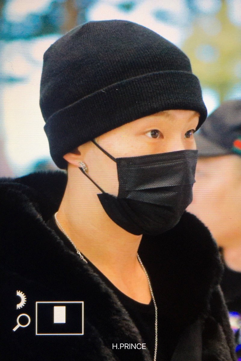 H_PRINCE_KSY's tweet photo. 200107 ICN
#호시 #hoshi #권순영 #ホシ #세븐틴 #SEVENTEEN https://t.co/2VXolMwGgG
