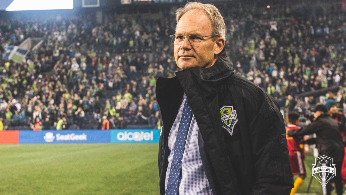 SoundersFC's tweet photo. 4️⃣ Seasons 
3️⃣ Western Conference Titles
2️⃣ MLS Cup Trophies
1️⃣ Brian Schmetzer https://t.co/zeqllgInPP
