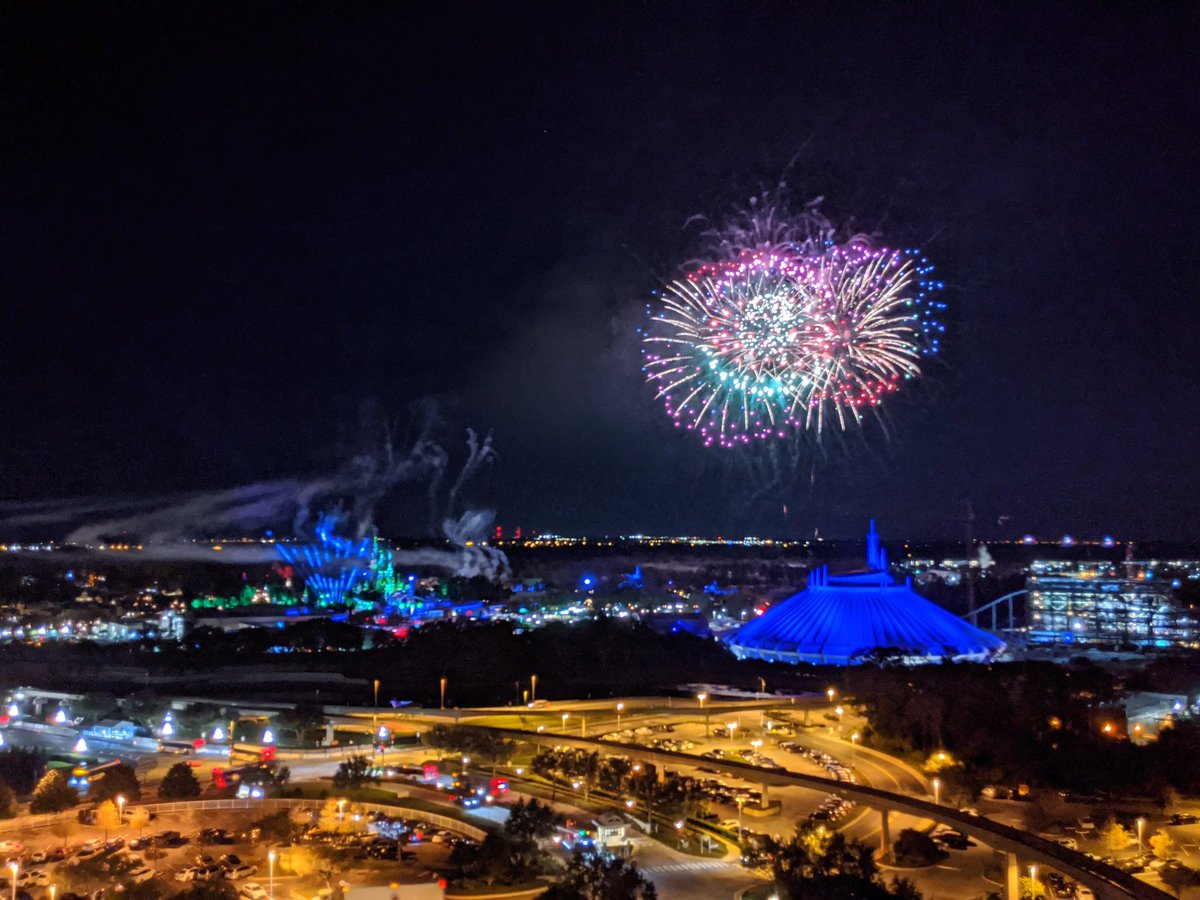 Fireworks with <a href="/J2Champ/">J2</a> <a href="/tojjus/">Tojju</a> <a href="/Flobberworm4/">Luke</a> @Hollow648 <a href="/Davesterio/">Dave</a> <a href="/muttskiSRL/">Muttski</a> <a href="/hoishinxii/">Hoishin</a> <a href="/Roostalol/">Roosta</a>