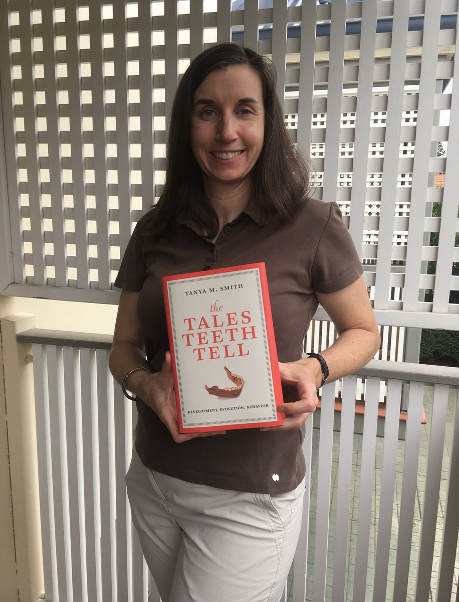 Happy to offer a signed copy of #TalesTeethTell & a local cuppa or Skype chat about #HumanEvolution or #Teeth. #AuthorsForFireys auction ends Saturday 11th Jan 2020. If you're near @Griffith_Uni I'll throw in a private tour of the Australian Research Centre for Human Evolution.