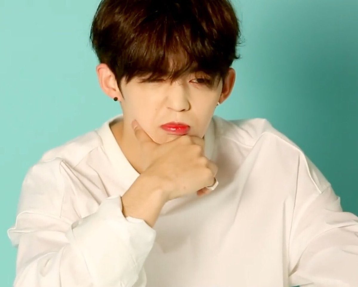 ☆ day 7 ☆these pictures make me wanna squish him :( it’s loving cheollie hours