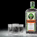 七草粥なんて食べないで、8倍の56種類の薬草が入っているドイツのお酒「イエーガーマイスター」を飲もう!