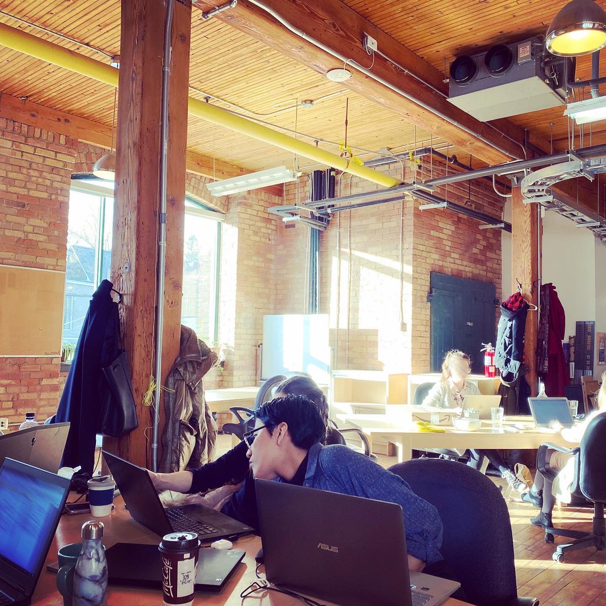 CandPartners's tweet photo. A happy new year to all as we look forward to work with the likeminded talents from Centre of Social Innovation and other partners in 2020!  #architecture #wellness #healthcare #architectureontario #design  #healthcaredesign #medicaldesign #csitoronto https://t.co/RlCN4f0Ak6