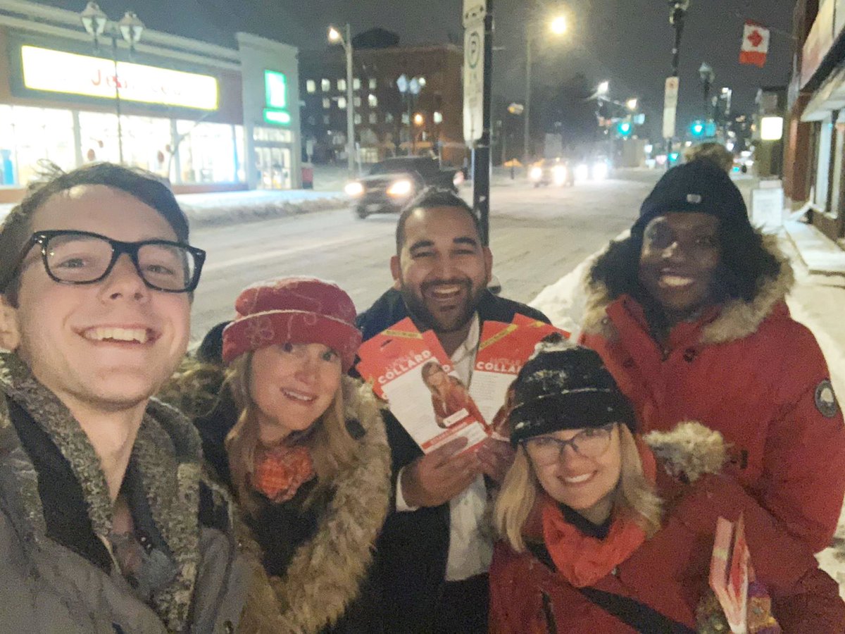 MitzieHunter's tweet photo. A little snow won’t slow us down! Had a great time canvassing with @LucilleCollard and her team in Ottawa-Vanier. It was great to have @LiberalBrenda join as well. #StrongLeaderStrongerFuture #onpoli #olpldr #OttawaVanier https://t.co/r6hMAZhQiR