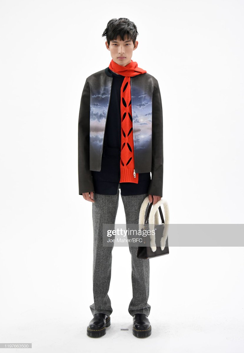 LongtengModel's tweet photo. Stefan Cooke Menswear Fall Winter 2020 London 

Model: Shixin Huang @StormModels 

#lfw #fw20 #stefancooke #stormmodels #longtengmodels https://t.co/E6BH9nMkI4