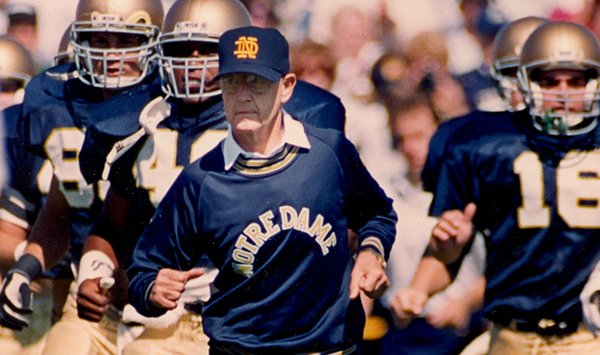 Happy Birthday to the legend himself, Lou Holtz! 