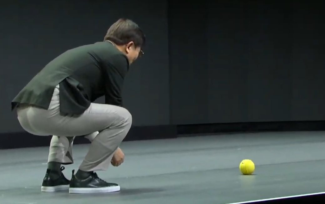 someone needs to mod <a href="/Samsung/">Samsung Electronics</a> Ballie into a BB-8 plx 🤪