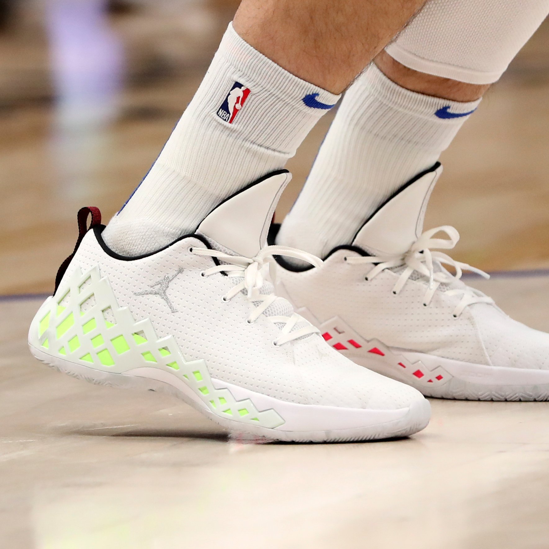 B/R Kicks on X: