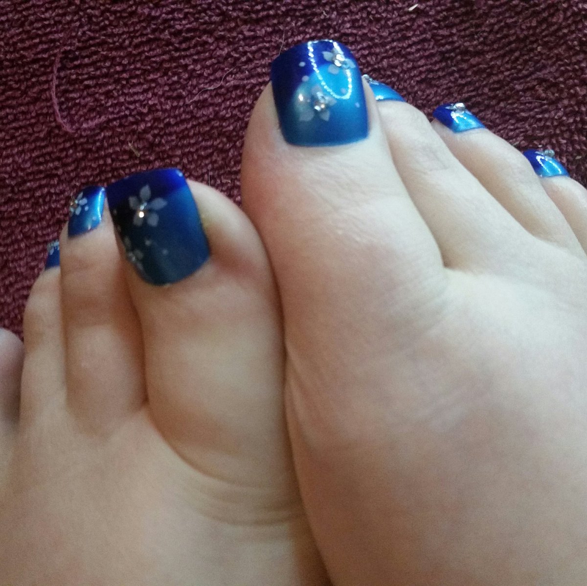 BBWSapphire34's tweet photo. Looking for #feetpicbuyers #feetbuyers #feetbuying #feet #footslaveswanted #timewastersneednotapply #paypig #paypigwanted #paypiggies #humanatm DM me for info and custom requests https://t.co/2L3abX6aIq