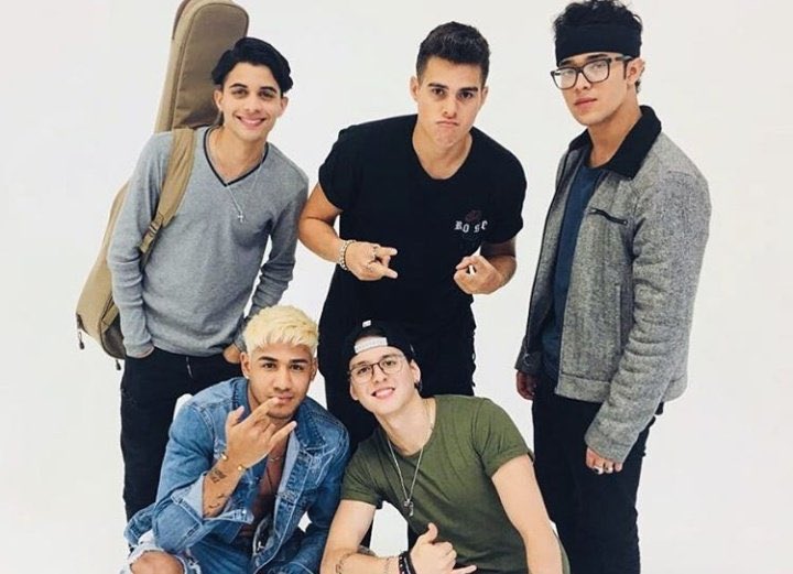 itsjoerickmyfav's tweet photo. STAN CNCO https://t.co/Xv2QTN1Sh8