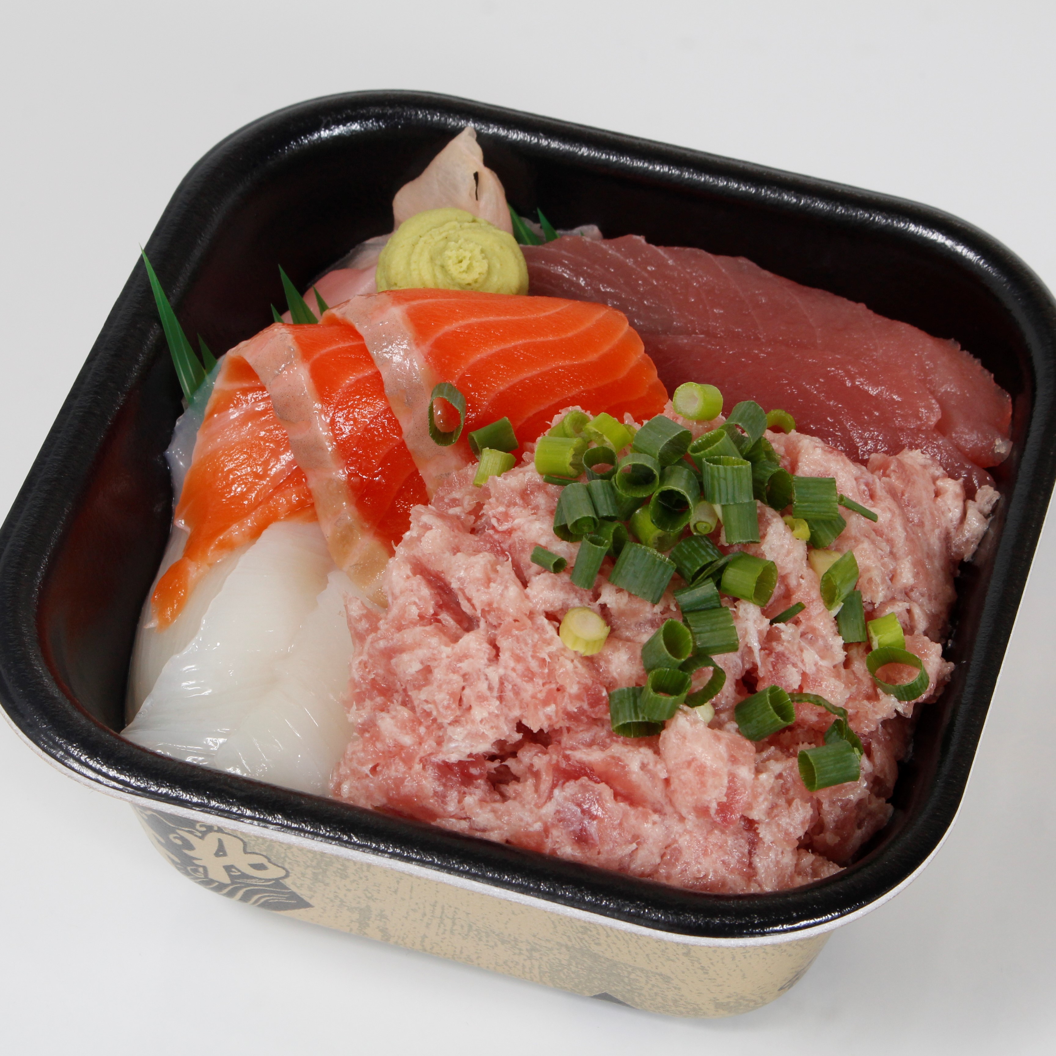 Cj Monmo シティ情報ふくしま Cj１月号 ふくしまどんぶり王 福島県北民の 好きな丼 が決定しました 気になる順位は誌面をチェック ふくしま定食部 部長 東野さん監修 海鮮丼 を食べられる店はこちら うまか丼どん亭 仙 丼丸