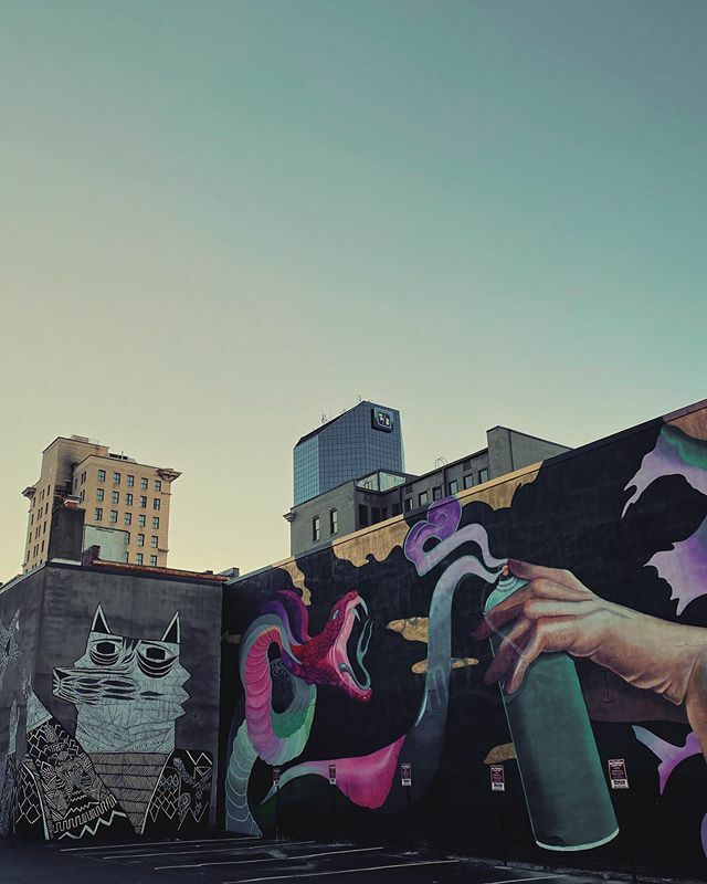 afieldguy's tweet image. Hazy sunset walks home. ift.tt/2QtJhGG