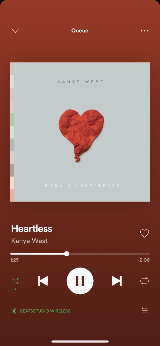 squidbizkit's tweet photo. gym vibez🔪 (808s &amp; heartbreak >>>) https://t.co/YgzsE5fk4k