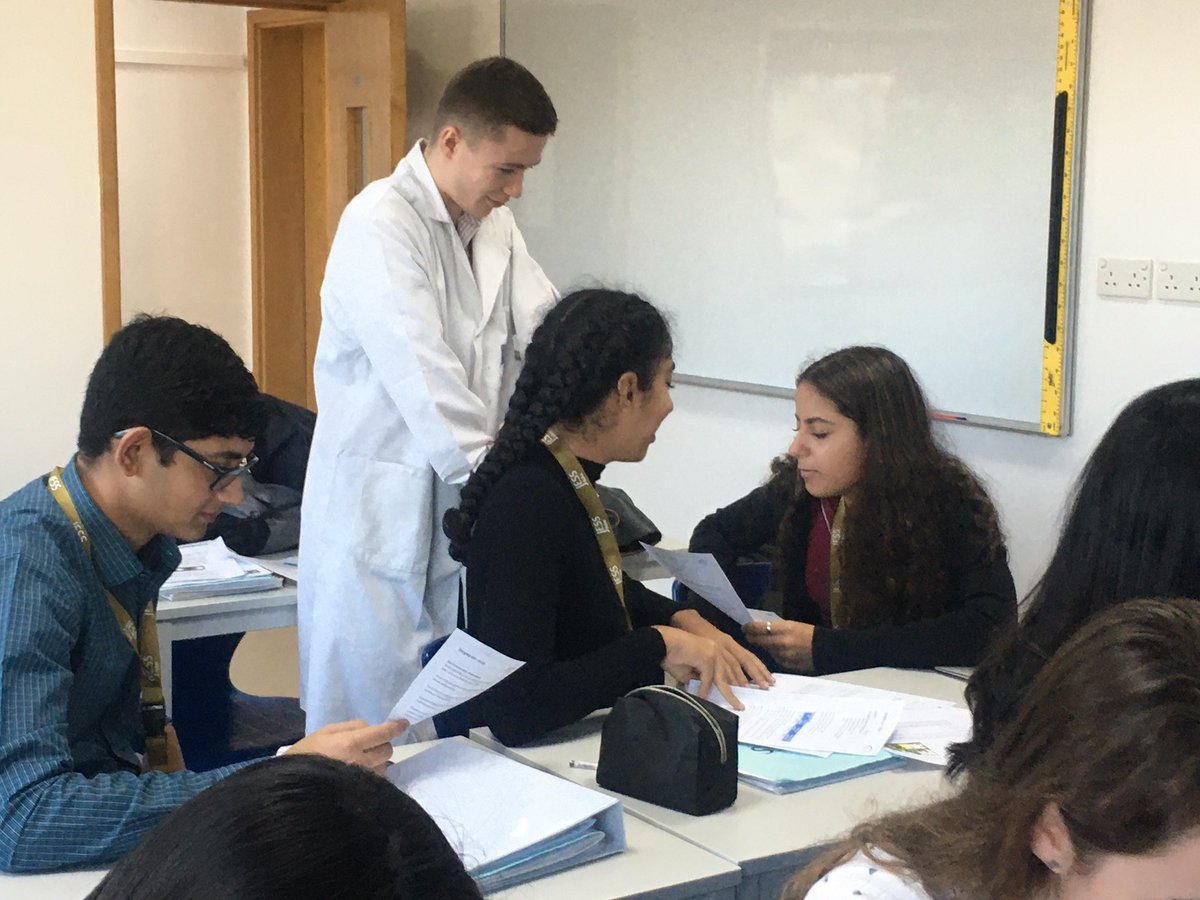 lindsaywilgrove's tweet photo. HL Yr12 enjoyed role playing emergency room Doctors this morning. Looking at the medical use of enzyme inhibitors to investigate a potential antifreeze poisoning at a family wedding @JESSScienceDept @BiologyIB #JESSRealWorld #JESSBioDept #JESSCriticalThinking #JESSSubjectExpert https://t.co/VxxU5wTfDp