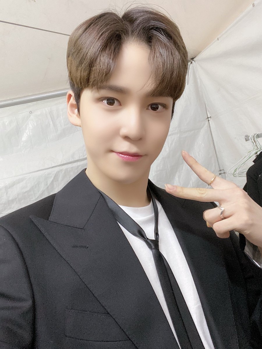 [#윤호] 에이티니💋 Forever you’re my heart!❤️❤️
#ATEEZ #에이티즈