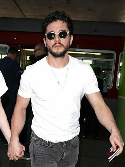 kitarchive's tweet photo. What a sexy man 😎 https://t.co/aBQ0aUlEVt