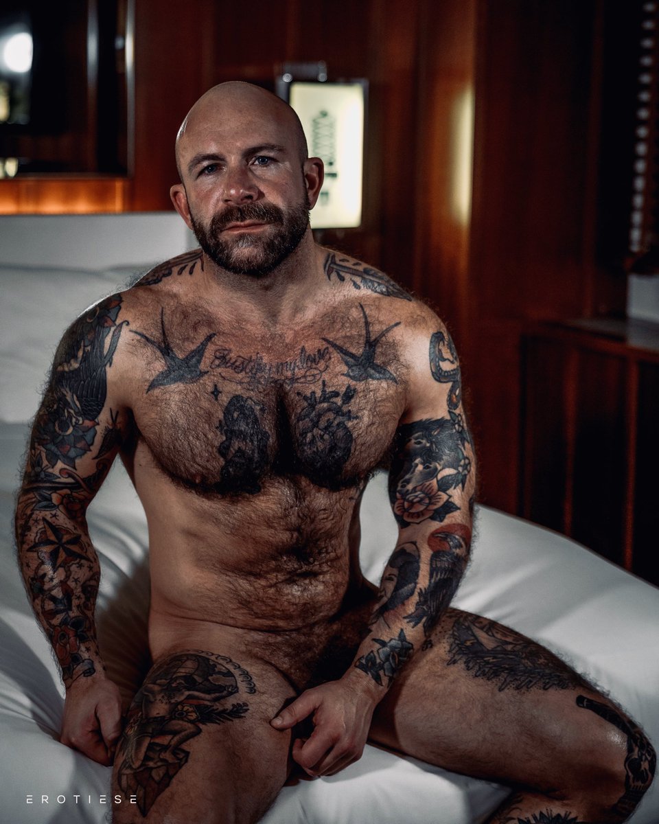 daddy DICKIE tweet media