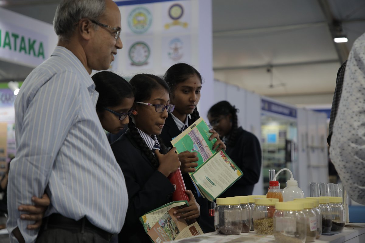 ISCPOIEXPO's tweet photo. Most heartening moments from the realms of Science and Technology at the 107th #IndianScienceCongress Pride of India Expo #ISCPOIEXPO #ISC2020 https://t.co/lFJnJjKGgw