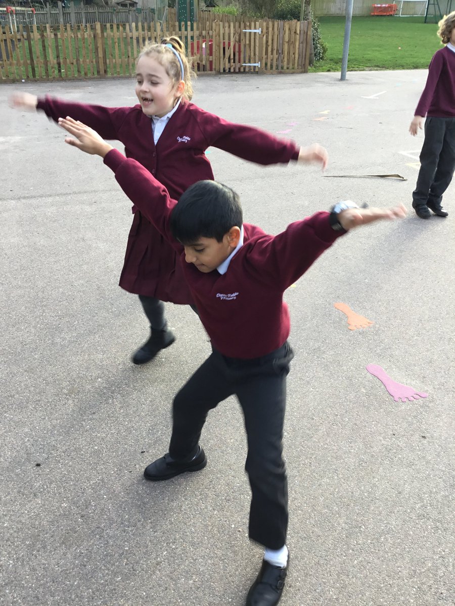 CFPSchool's tweet photo. Year 2 have started their new @The_IPC topic โHow are you?โ. For their Entry Point, they explored exercise and investigated the impact it has on their bodies. #learning
#LEOscience https://t.co/tbOajqzgsG