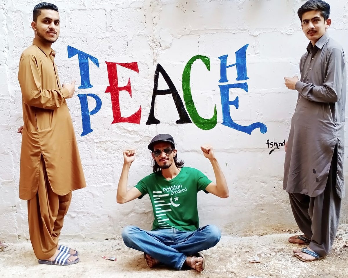 saien_afnan's tweet photo. Our Peace Wall Now Ready For Your Selfie Come And Take A Selfie With Peace wall and Give A Msg To Other ❤❤
#HogaAbadApnaNawabad ❤❤
#Selfie #WallPaint #WorkForSociety ❤
#MeraLyari #MeraAzam
Artist: Ashna Sameen ❤
#AshCreativity #NewIdea#NewTalent #PromoteOurArtist❤ https://t.co/2NXwbsBjnr