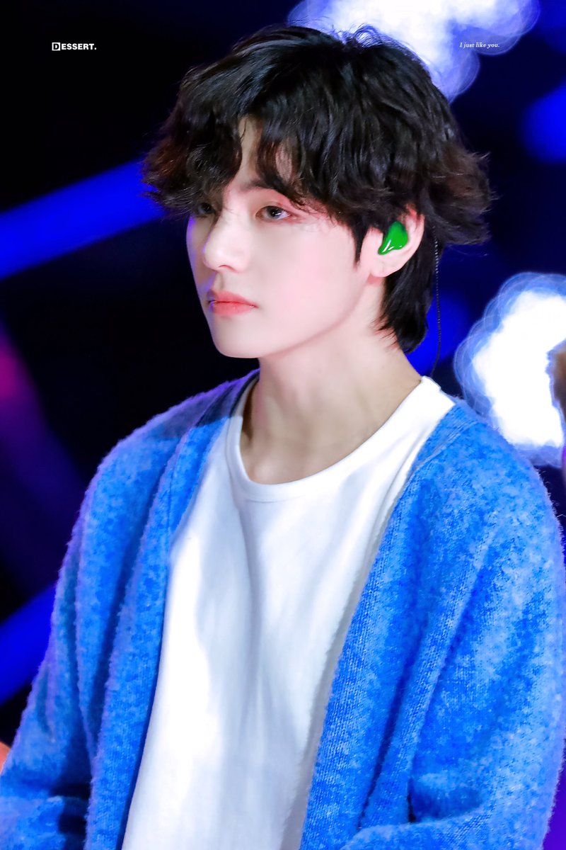 _SweetenerV's tweet photo. 20200105 💞💞🐯

I posted and deleted repeatedly cause I want to post HD😭Service Too bad

 #TAEHYUNG #뷔 #BTSV 
#태형 #방탄소년단뷔 #V
@BTS_twt https://t.co/CXdNK0inih