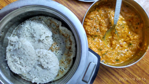 6 JanAnother urad-less experiment - Barnyard millet- rice- moong-poha idli & dosa for breakfast + tomato-onion-groundnut chutney, + fruits as alwaysBanana stem (പിണ്ടി) +carrot sabzi, mango dal for lunch + salad as alwaysWheat dosa