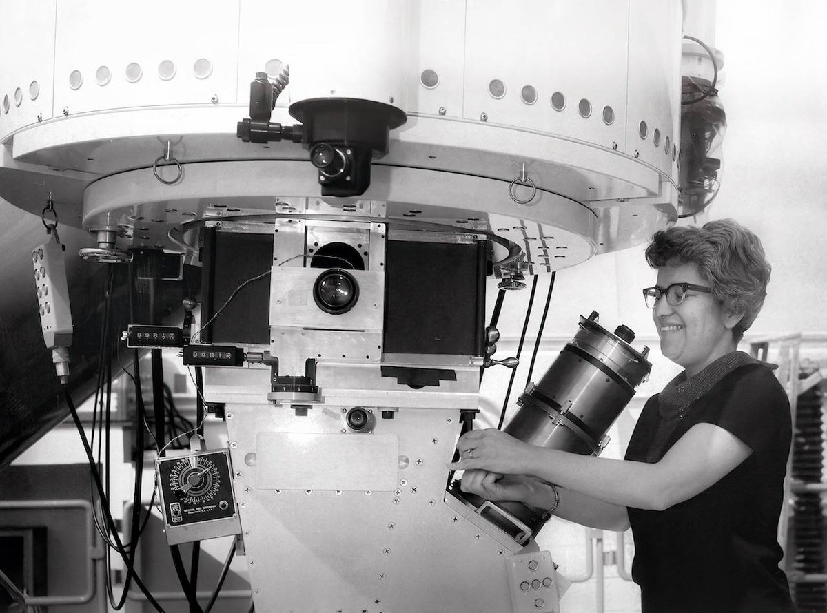 NOIRLabAstro's tweet photo. Poised to conduct a vast, deep astronomical survey of the dynamic Universe, the Large Synoptic Survey Telescope (LSST) will now be named the NSF Vera C. Rubin Observatory. Read more in our #NSFOIRLab press release: https://t.co/0xasXpDHFT #NSFastronomy  #discovertogether https://t.co/7ggnyQzkRL