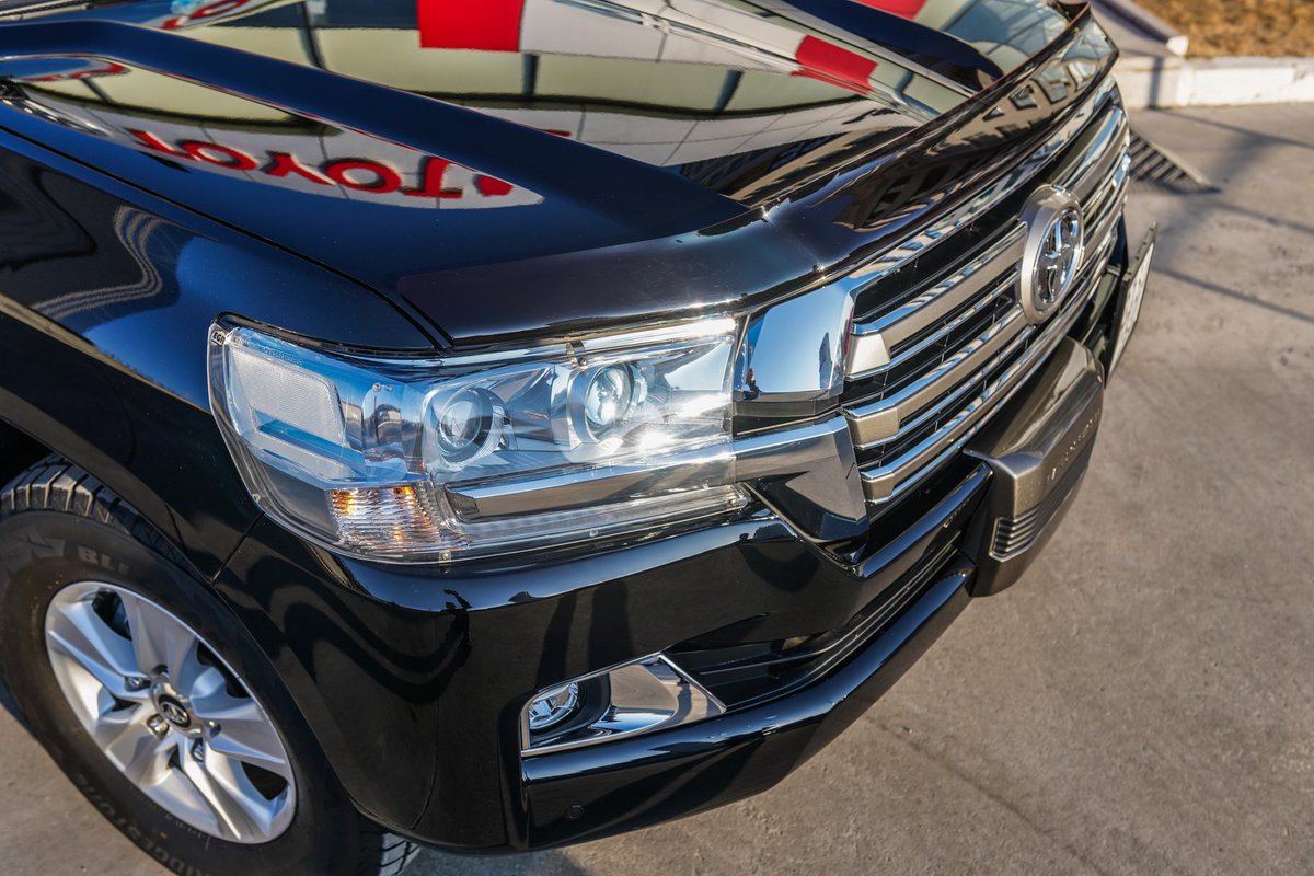 ToyotaTavanbogd's tweet photo. Шинээр борлуулагдаж буй автомашинуудад 3М нэрийн эдгэдэг хамгаалалтын хуулгыг наах үнэ 4.5 сая төг (НӨАТ-тай). Жич: Хормой, гишгүүртэй бол 5.0 сая төг.
Made in USA
https://t.co/8aamjGjn23

Захиалга авах утас: 9907-1983, 9411-2203 https://t.co/ZtVVQbcyxX