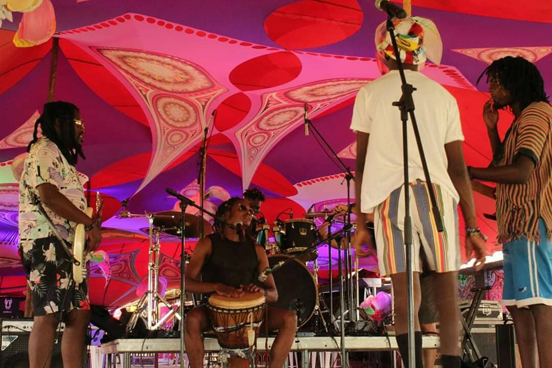 Afridrumsa's tweet photo. Shout out to Prodiiiiiii who killed his set at the Smoking Dragon Festival!!!

This is how you end a year on a bang! https://t.co/zJKFa22zGF