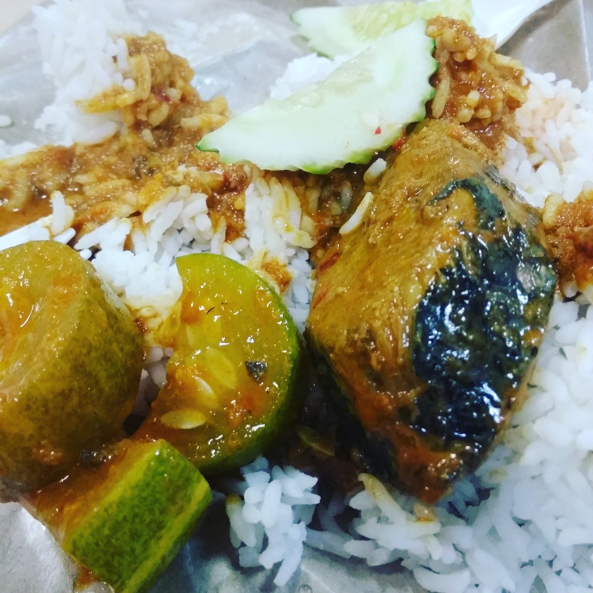 Faisalabdulrahim On Twitter Alhamdulillah Dah Lama Tak Makan Masakankelantan Hari Ni Pekena Nasi Blauk Gulai Ike Aya Nasi Berlauk Gulai Ikan Tongkol Duniamakanan Duniaresepi Resepi Makanan Makananterenak2019 Foodnetworkkitchen Food