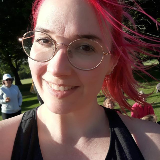 _Pinkstar14's tweet image. Just ran 5k! Well I ran some of the 5k lol have now realised just how unfit i actually am but I finished!! Todays time 38mins 40secs was near the back lol. Can only improve from here. 
#5kfunrun #shoeclinic #asics #gymshark #gymshark66 #running #goals ift.tt/2ZYQdPy