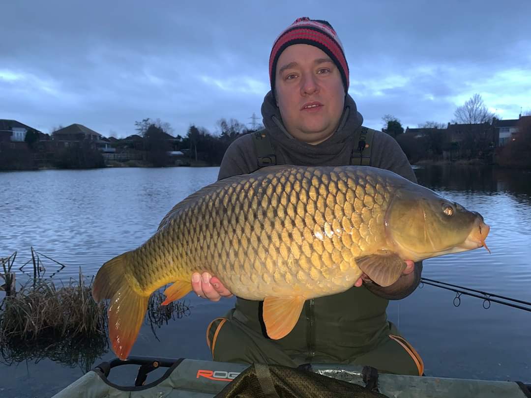 TaskaCarp's tweet photo. Team Taska are on the rampage!! This time it's Darrell Ross who had a blinding session netting 5 carp in total! 
Taska Baseline products giving perfect presentation everytime.
#teamtaska #taskacarp https://t.co/B8Y67D2e2k