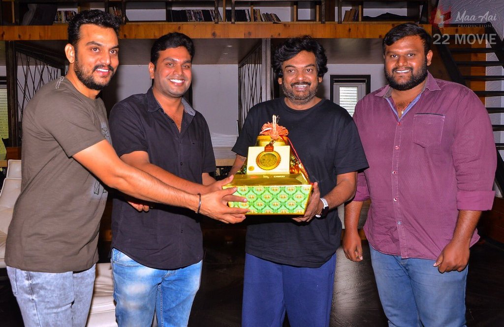 ImShivaKonakala's tweet photo. Our Boss & Dashing Director @purijagan sir launched the #FirstLookGlimpse of @ActorRupesh #22Movie @Shivakumar2204
@SaloniMisra #SusheelaDevi @AneeChoreographer @BVravikiran @Sunsha28 #PullaRaoKoppineedi #SaiKartheek #StuntJashuva @MaaAaiOfficial https://t.co/wGnqCFPSp9