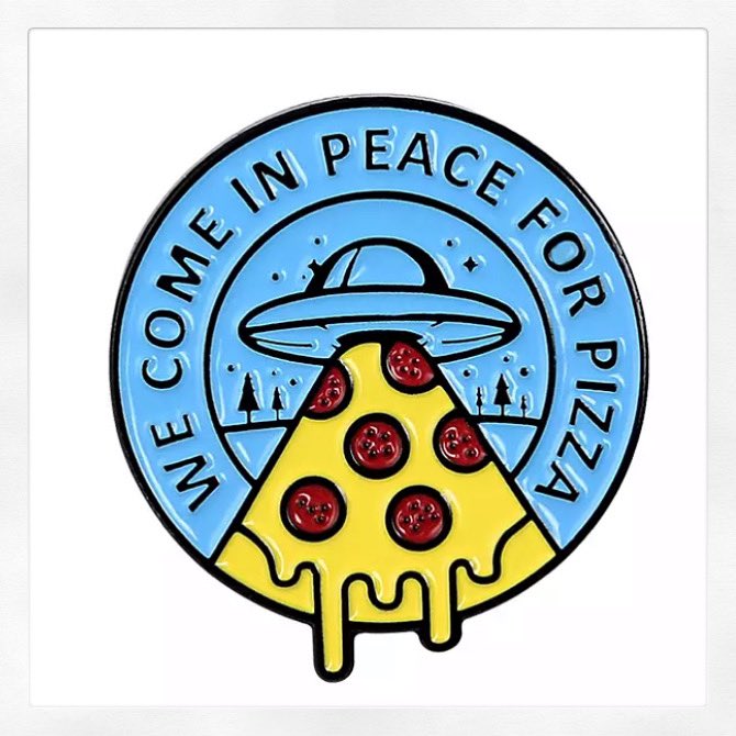 Pizza enamel badge...email contact@thatnorthernlass.co.uk to order yours 🍕 #pizza #pizzapin #enamelbadge #pingeek #pinflair #pincommunity #pinaddict #pincollector 🍕