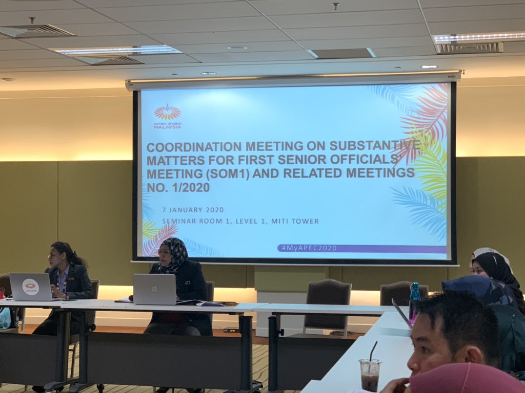MyAPEC2020's tweet photo. Substantive Team continues today’s meeting with #MyAPEC2020 hosting Ministries &amp; Agencies, discussion on the execution of 101 meetings for the upcoming 1st Senior Officials’ Meeting &amp; related meetings happening in Putrajaya beginning Feb2020. 
Watch this space for more updates :) https://t.co/kaKzXa6ia7