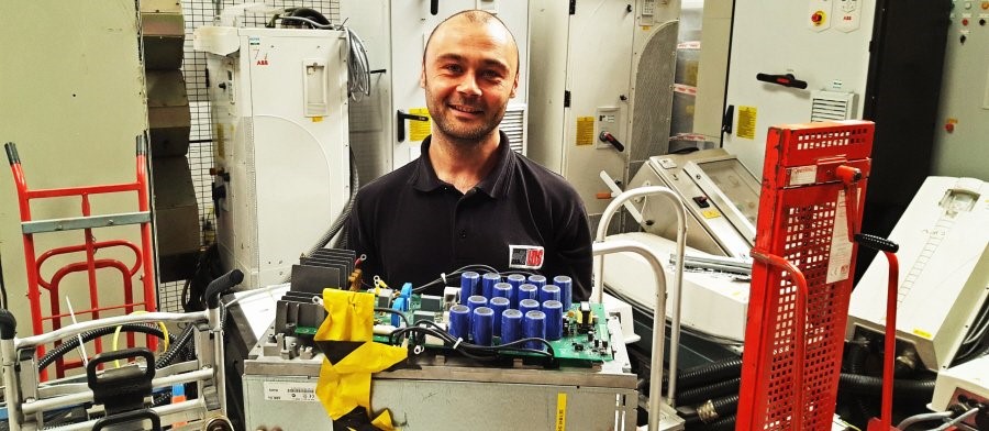 InverterDrives's tweet photo. Should You Repair or Replace Your Inverter. Deciding whether to repair or replace your inverter is not as clear cut as you may think. Read our helpful article which looks at the questions you may need to consider: https://t.co/fRoLmlZeHi #ABB #VariableSpeedDrives #RepairOrReplace https://t.co/tjo2OVCPil