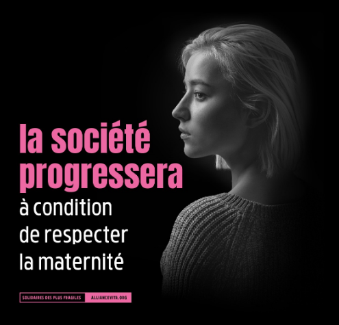 reinedetrianon's tweet photo. Faire croire aux femmes qu'on leur rend service en proposant la #congelation de leurs #ovocytes, alors que le taux de réussite d'une grossesse diminue fortement avec l'âge?
Qui prospérera? le marché de la procréation!
Est-ce respecter la #maternité?
#MarchonsEnfants #19janvier https://t.co/MUBxYkJ4gc