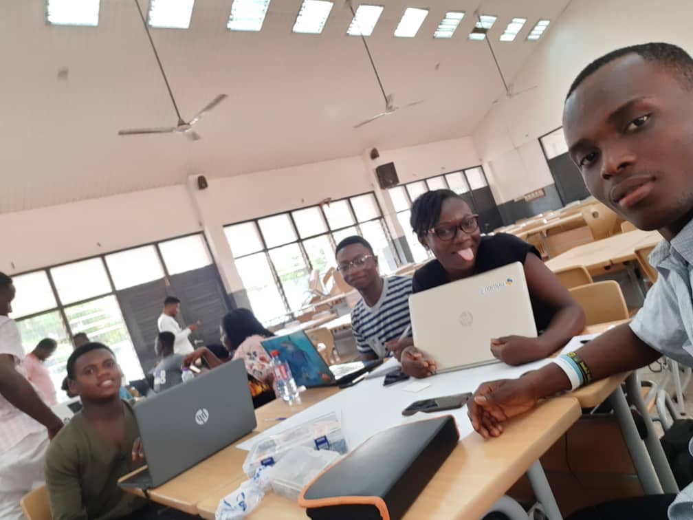 NhanaQwahme's tweet photo. @workspacegh
#WorkspaceBootcamp
#InternetOfThings
#Industry40
Group project is getting better ..... Innovation creation 🤗🤔🤓project 2020😆 https://t.co/5duuveCHbn