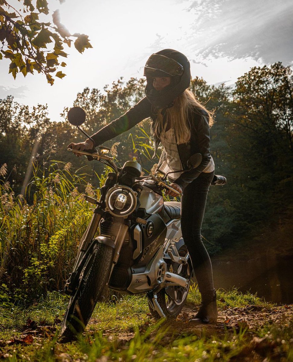 EngElecMotCo's tweet photo. Super Soco Tuesday motivation⚡️Demo https://t.co/2Bltf26eTL @supersocouk #TC #TCMax #electricmotorcycles #demo #escooters #ebikes #emoped #scooter #moped #urbanride #commute #ridesoco #TuesdayMotivation https://t.co/0OrKSSKyvF