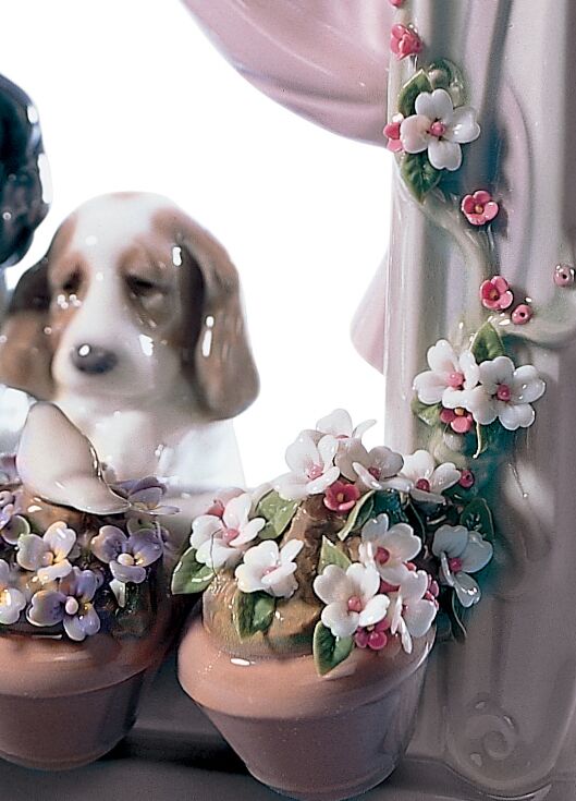 lladrofromspain's tweet photo. Lladro 01006502 PLEASE COME HOME
https://t.co/kTWtiXUBCa

Size: 14x6 3/4"
Tamaño: 35x17 cm
Year 1986

#lladro #flowers #dogs #birds #doglover #doggy #ppuppy #porcelain #collectibles #decoration #art https://t.co/LU3a5pgj9g