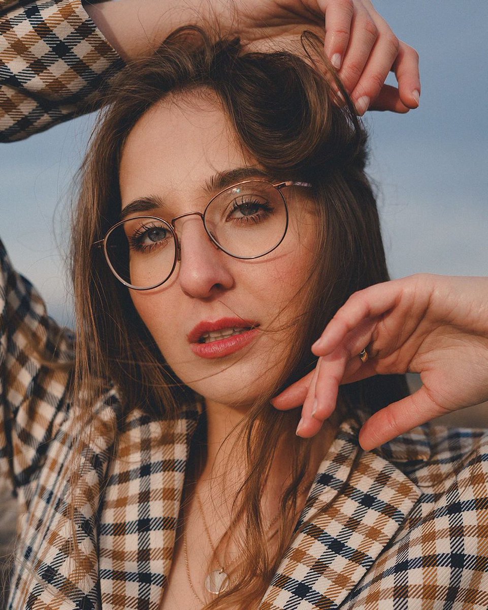 portraitistnet's tweet photo. Canan Perim by https://t.co/g1C94TFx1w Sebastian Nagel #portraitphotography #lifestylephotography https://t.co/4AEim1tbyr