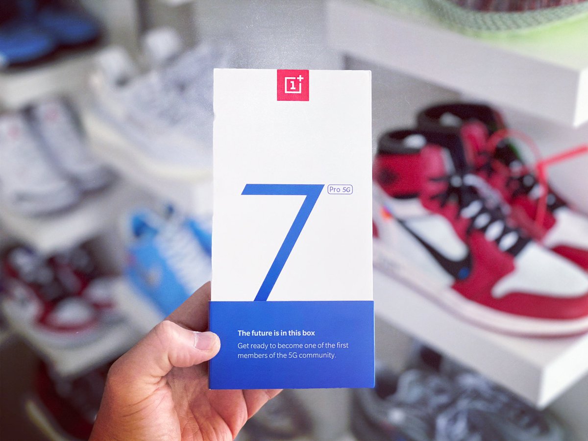 Quick CES Instagram Giveaway! Brand new OnePlus 7 Pro 5G up for grabs. RT this tweet and go here and enter. Good Luck.  instagram.com/p/B7Bc4w9nX5e/