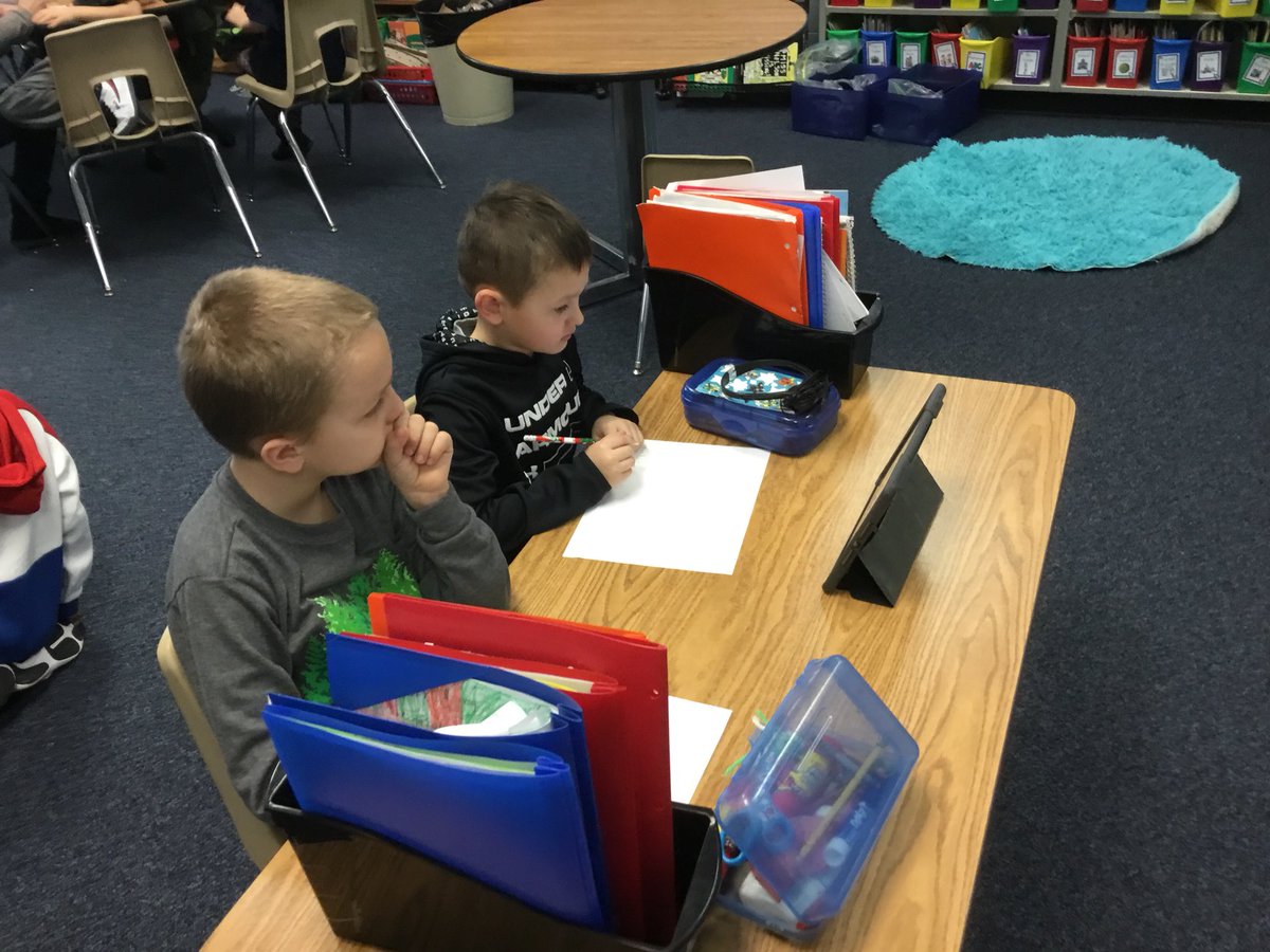 MissA_OES's tweet photo. We are starting our day by writing about our favorite part of break! We have so much to share! https://t.co/sRaJOgklyD