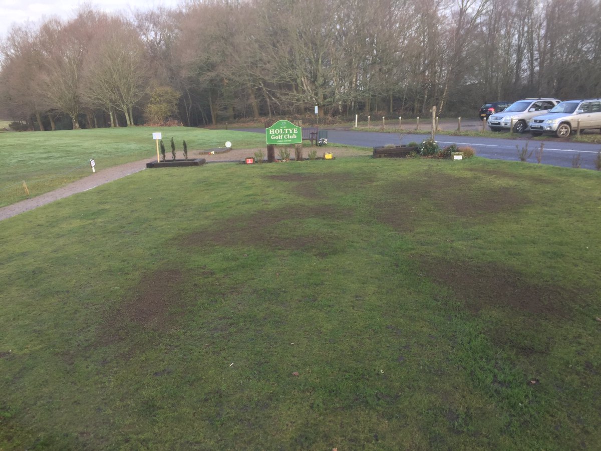 c_holty's tweet photo. Another Good day Great bit of Slitting on the Tees plus sorrel roll , Also taking advantage of these temperatures over seeded areas as well ,Some problem Tees to sort out but All in all we are looking good Holtye G.C https://t.co/FWsqqAiJze
